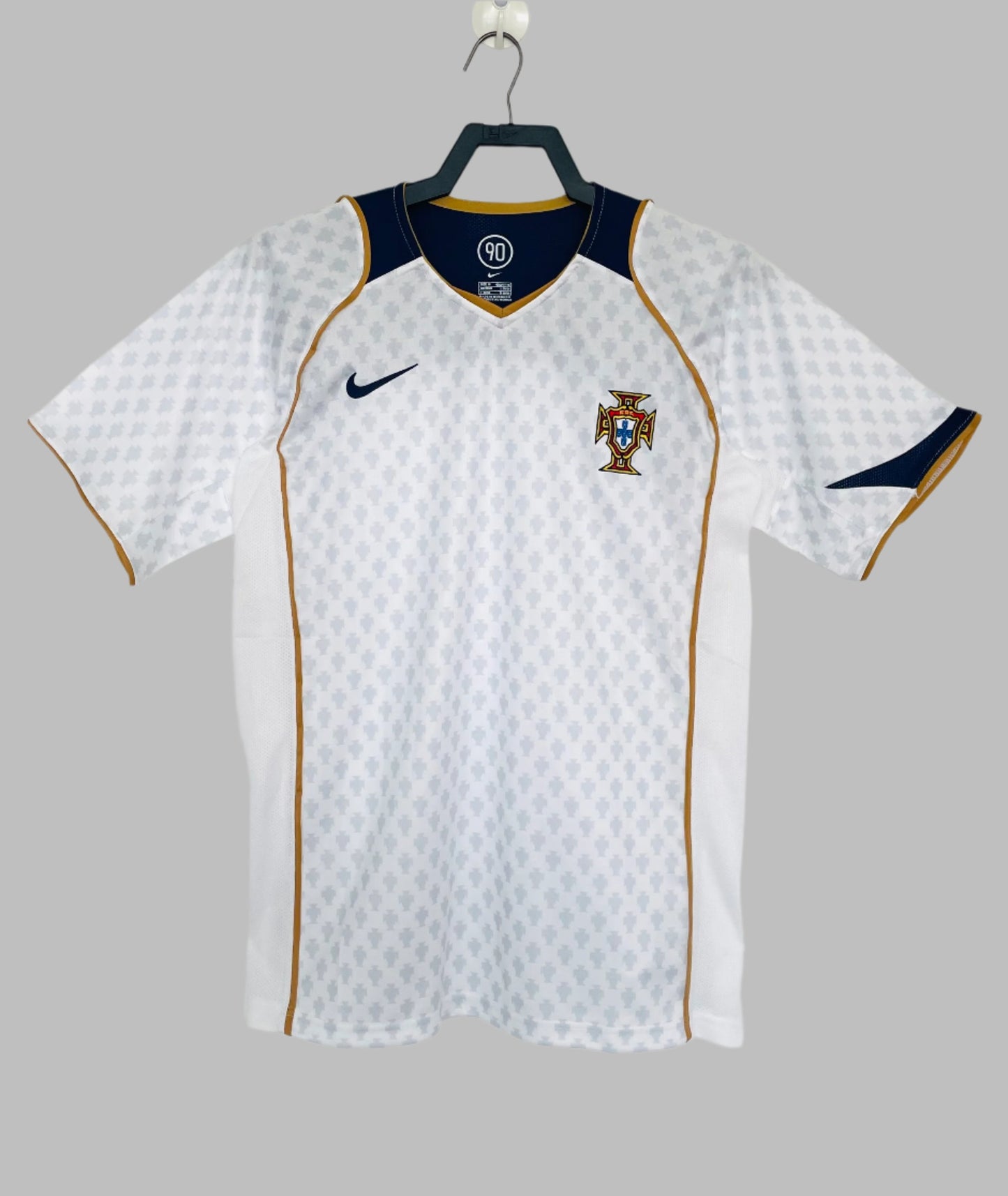 Portugal 20024 Vintage Away Kit